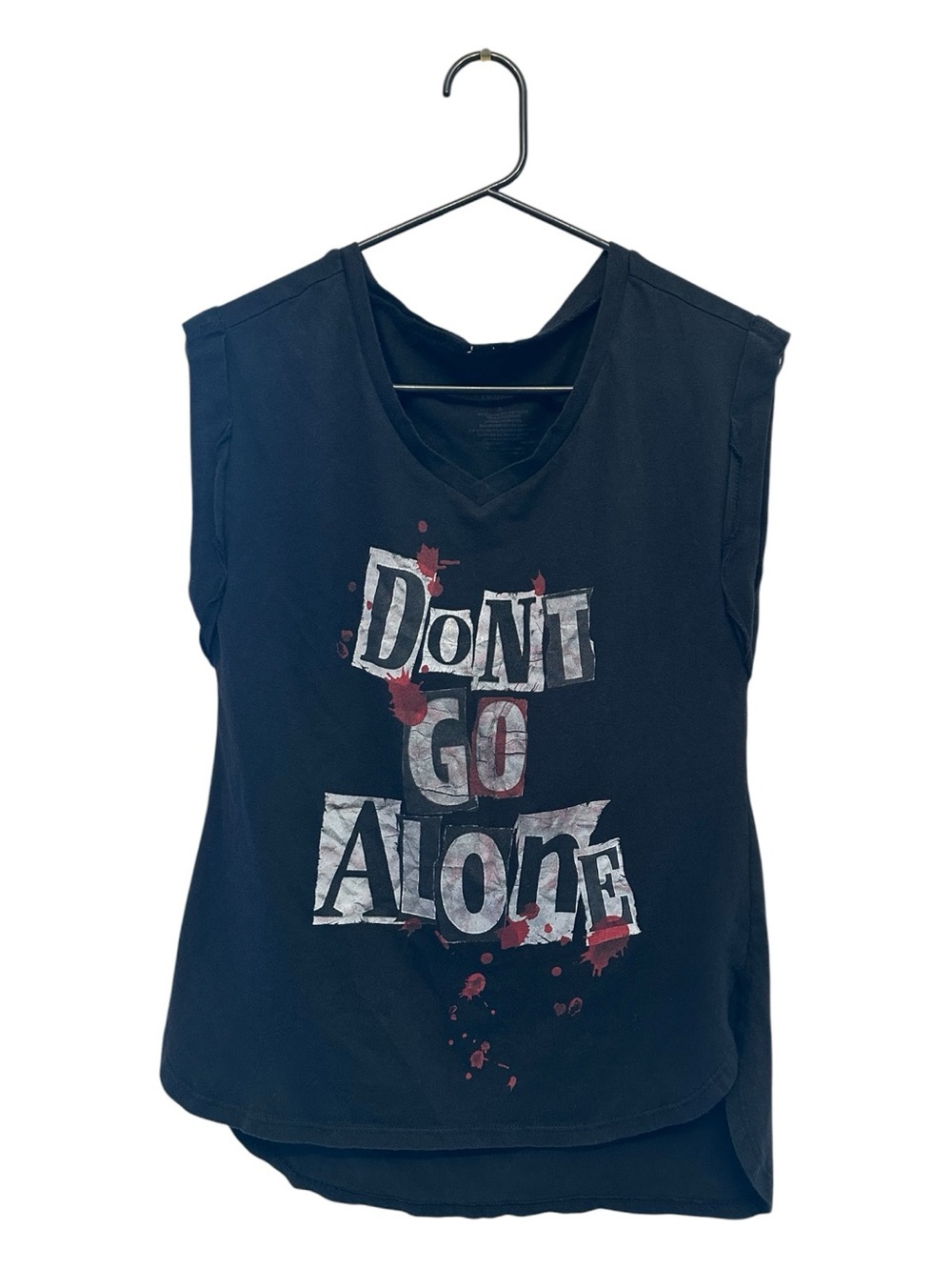 Universal Studios Sleeveless V-Neck Muscle Tee - 2021 Horror Nights Size Small